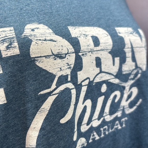 Ariat Farm Life Chick, extended back hem line,crewneck, logo, short sleeve T - Picture 3 of 8
